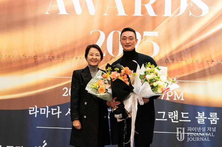 ‘2025 한국현대무용인의 밤’ 베스트 감독상 수상